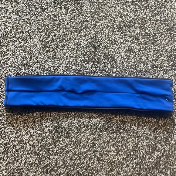 Flipbelt Running Accessory - Picture 3 of 4